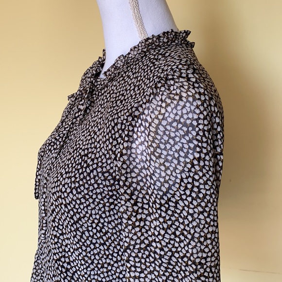 Ann Taylor LOFT floral blouse size XS - Picture 7 of 17